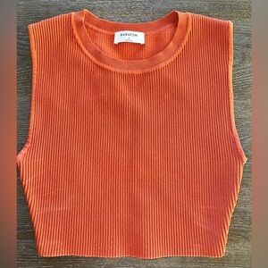 Aritzia Babaton Sculpt Racerback Cropped Tank Top Rich Copper Size‎ Small